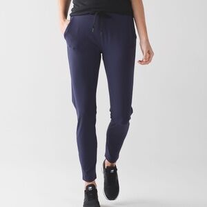 Lululemon Dropt Pant 28” deep indigo